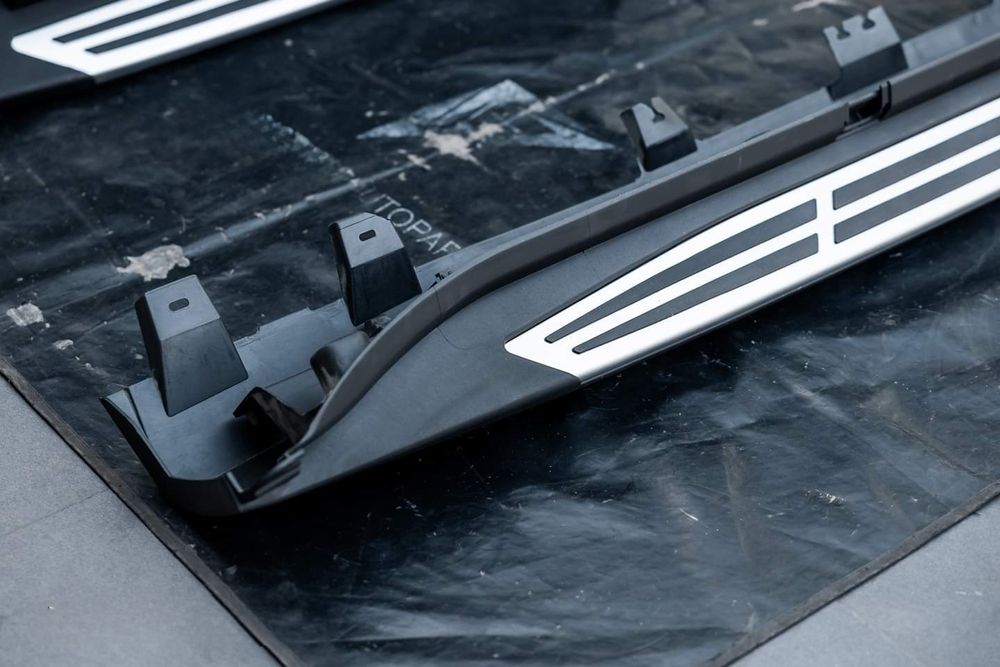 Степенки BMW X5 G05 X6 G06 X7 G07 X3 G01