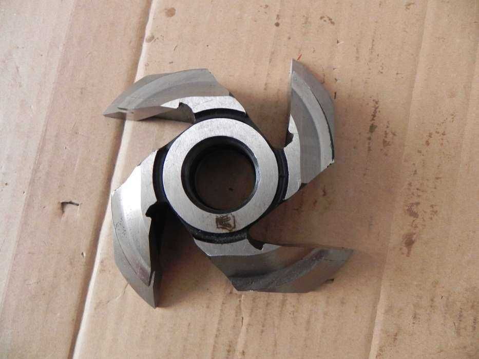 Freza cu profil inclinat 45° pentru imbinari de colt cod IC45