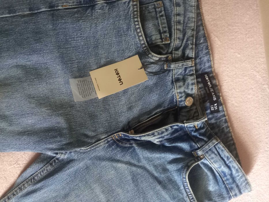 Джинсы от Koton.