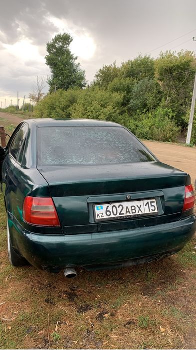 Продам Ауди А4, б5