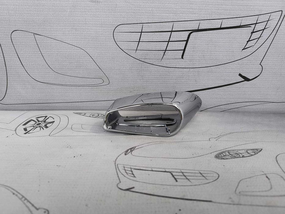 Ornament Oglindă / Cadru Cromat Oglindă Dreaptă Citroen DS3 2014 / 2009-2016 Cod OEM 8152K1 (5A3)