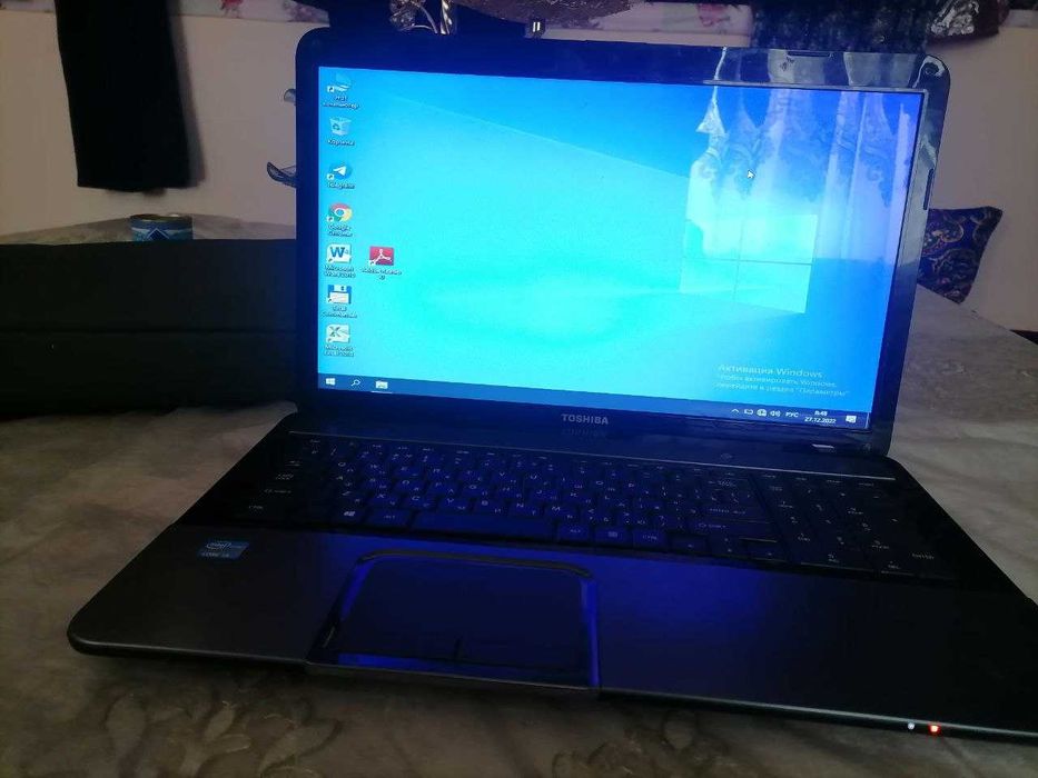 ноудбек  1тр хотира ички8 янгиде тошиба