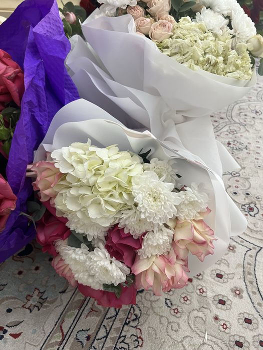 Цветы цена договорная