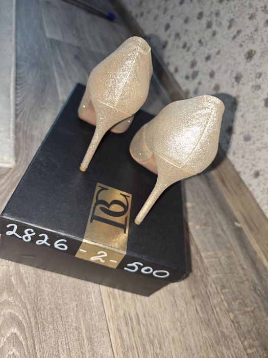 Туфли новые Basconi