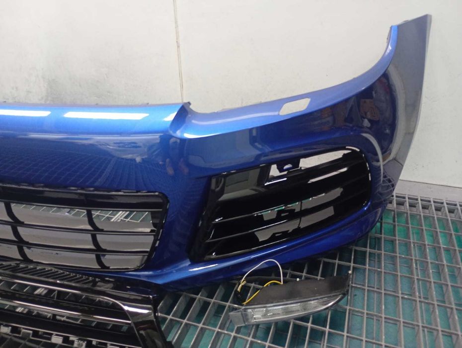 Bara Fata VW Scirocco 2008-2014 R Look Tuning (LR5Z (Albastru))