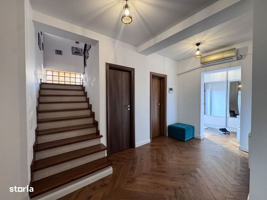 Casa/Vila P+M de vanzare – Ovidiu Sud | 4 dormitoare | Panouri fotov