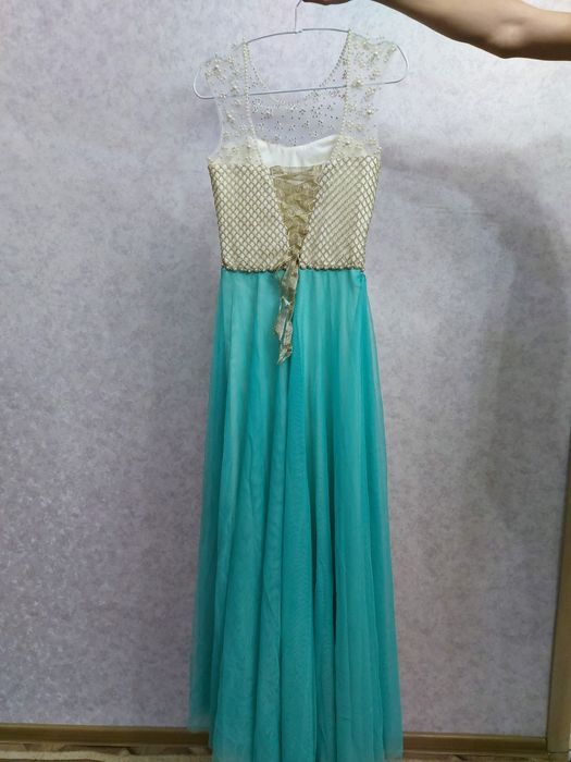 Продам вечернее платье