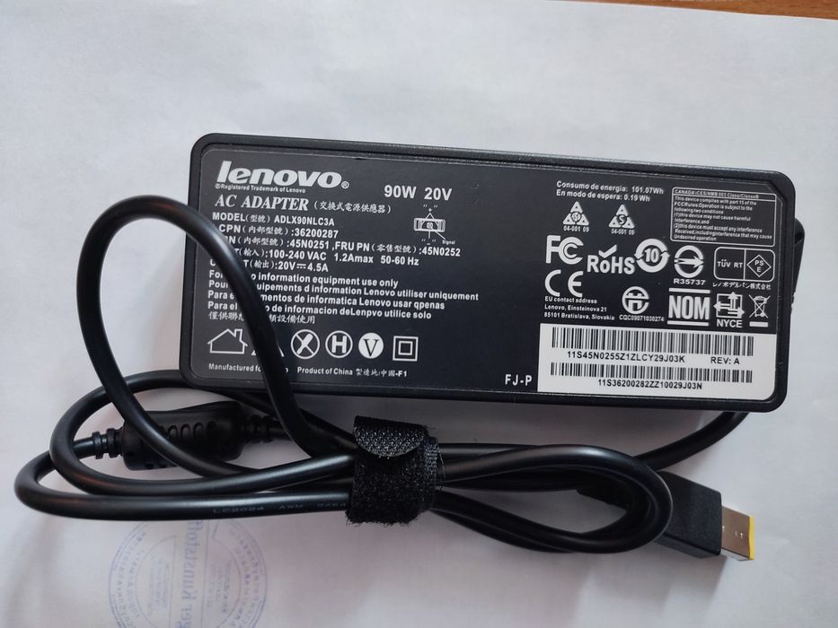 Зарядное устройство для ноутбука Lenovo