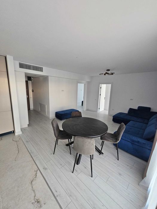 Inchiriez apartament