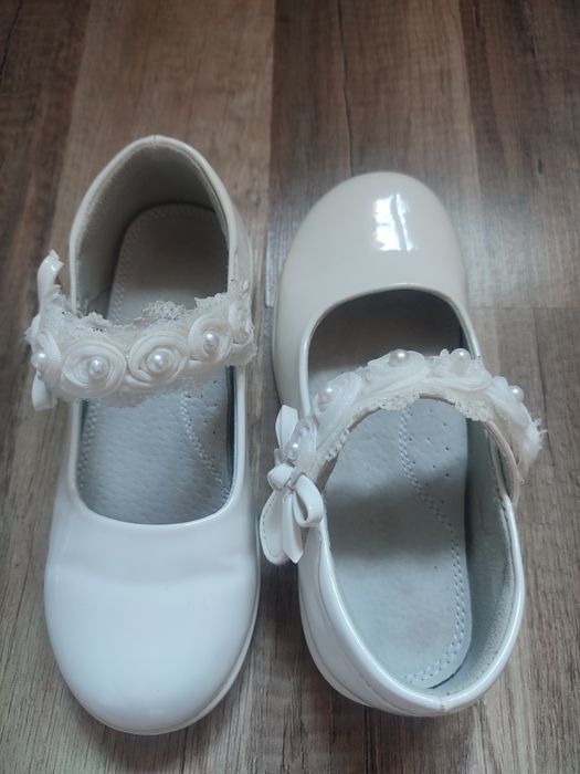Vând pantofi fetiță , mărimea 30