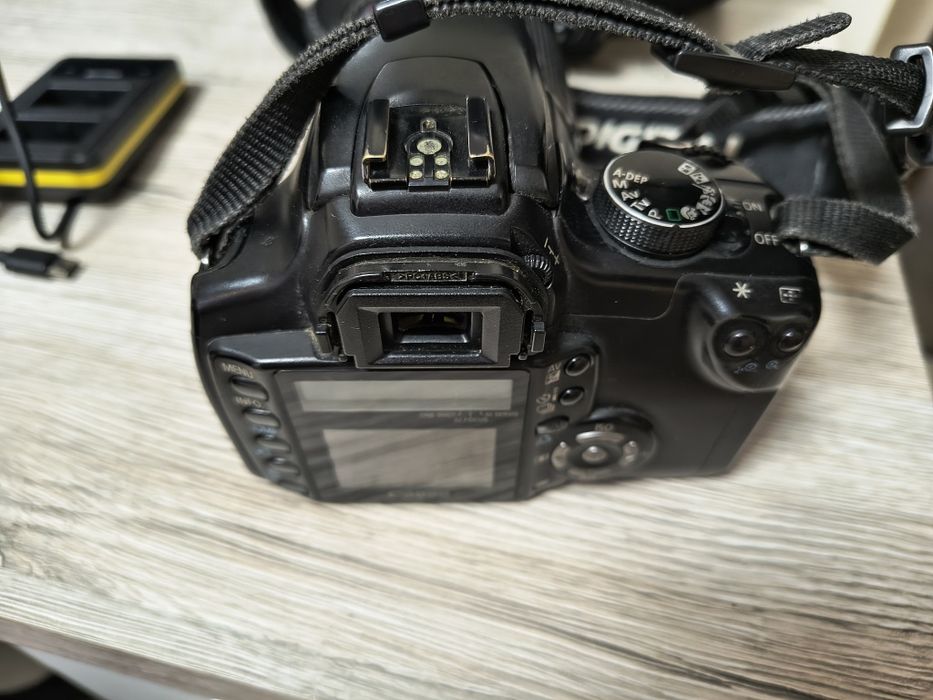 Фотоапарат canon EOS  350d