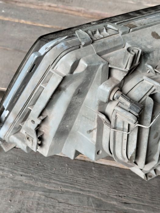 Фара Depo на 124