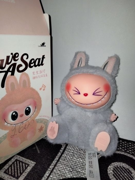 Футляры для контактных линз, серьги, лабубу