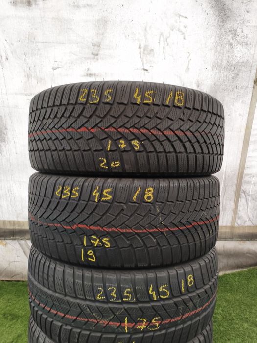 235.45.18 2x Bridgestone 2x Pirelli