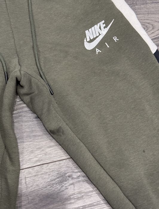 Дамски екип и суичър Nike XS/M