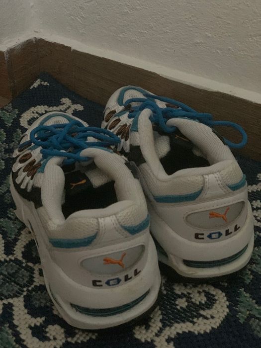 Adidasi dama Puma 38
