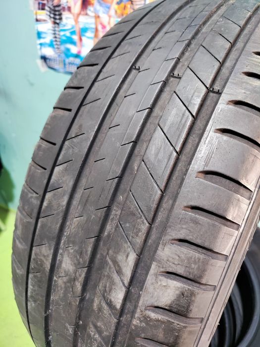 2 бр летни 235/60/18 Michelin