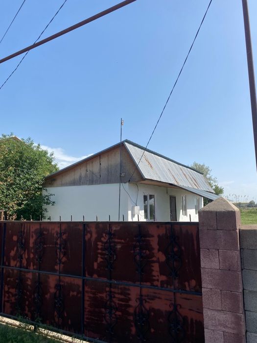 Продам времянку с недостроенным домом