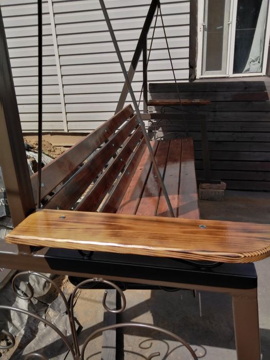 Продам садовую качелю