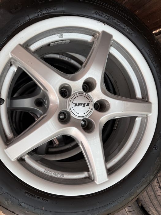 Set roți R17 de Audi în stare bună