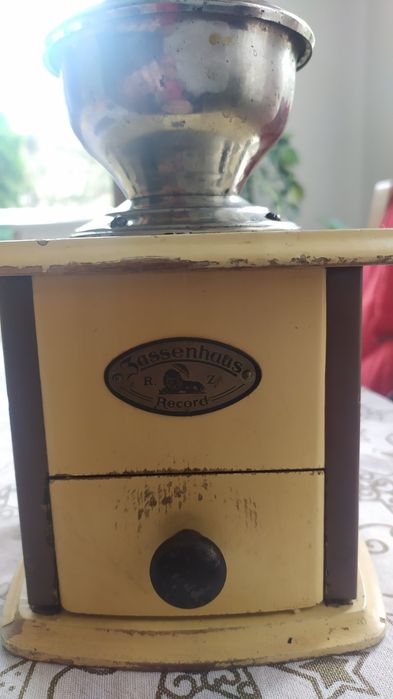 Стара мелница за кафе Zassenhaus се