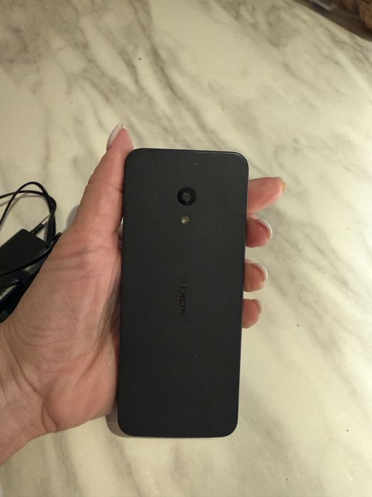 Продавам нова Nokia 235 (2024)