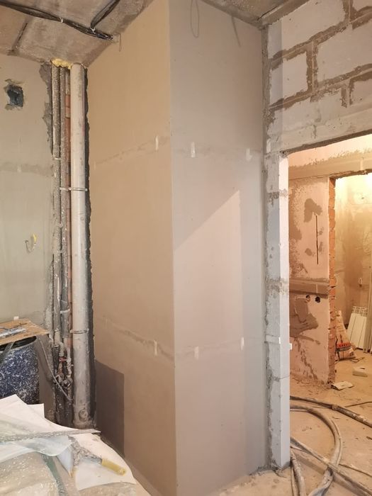 Штукатурка стен под маяк