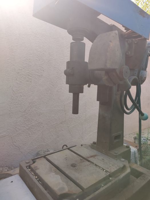 Продам сверлильный станок