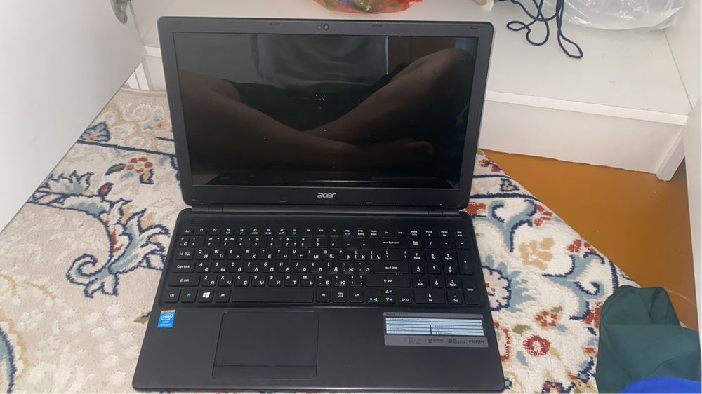 Acer Aspire E1-530 ноутбук