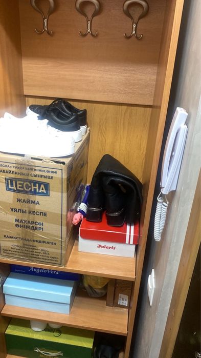 Продам мебель в прихожую