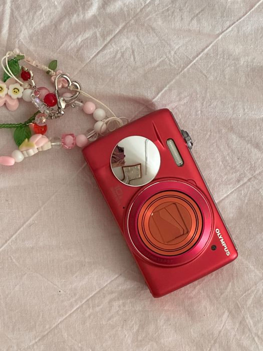 Продам цифровую камеру OLYMPUS