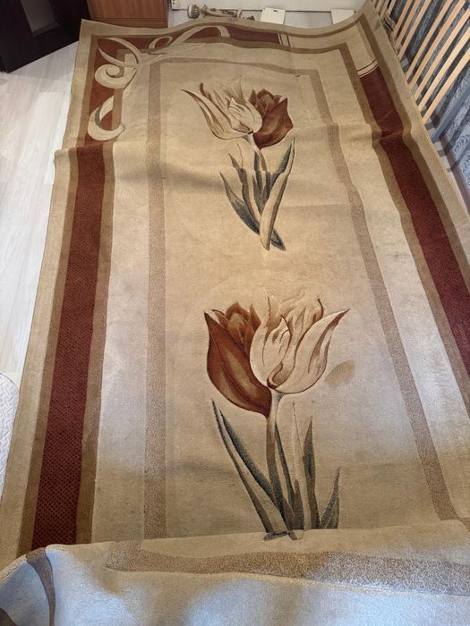 Екі кілем сатылады 5,5×2,5 м