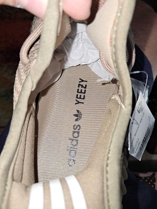 Yeezy Boost 350 v2 Sand Taupe 38-39