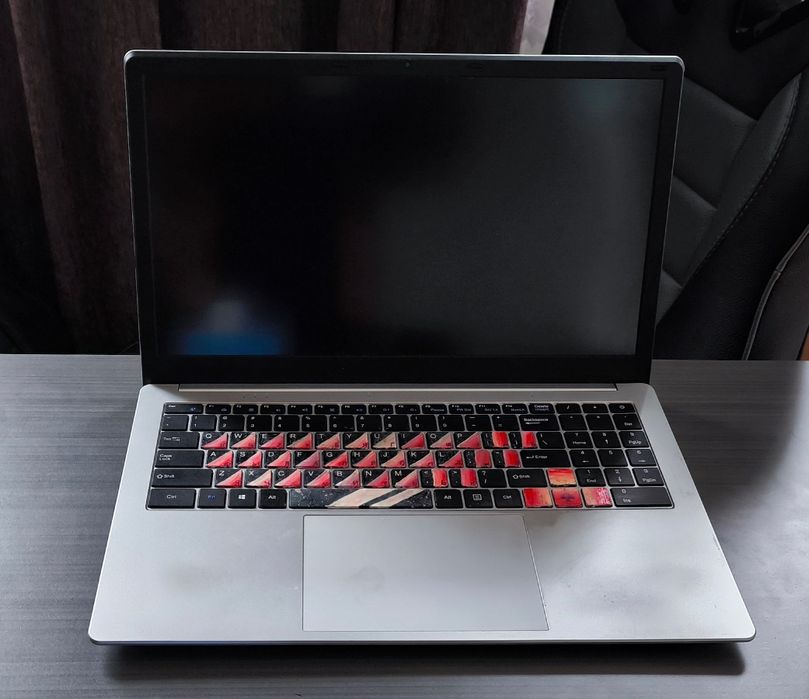 Продам ноутбук Intel