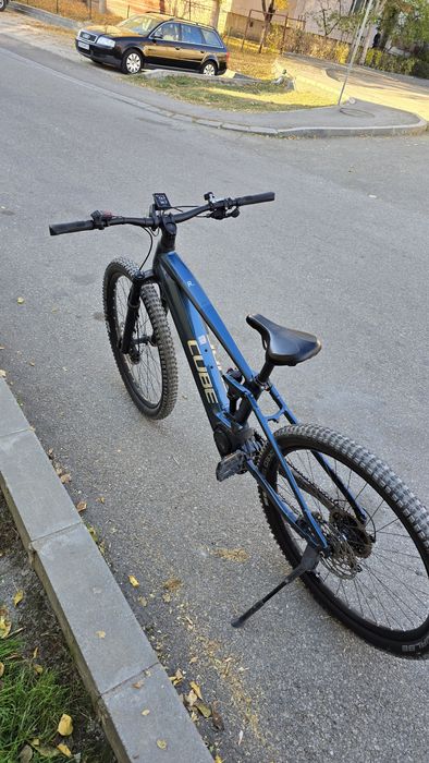 Bicicleta smart Cube 120 stereo 750wh