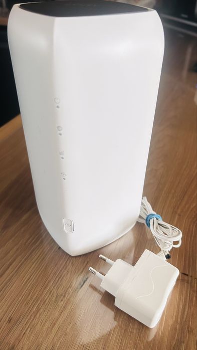 Router 5G / 4G Zyxel NR5103E V3 Wi-Fi 6 – Deblocat în orice rețea