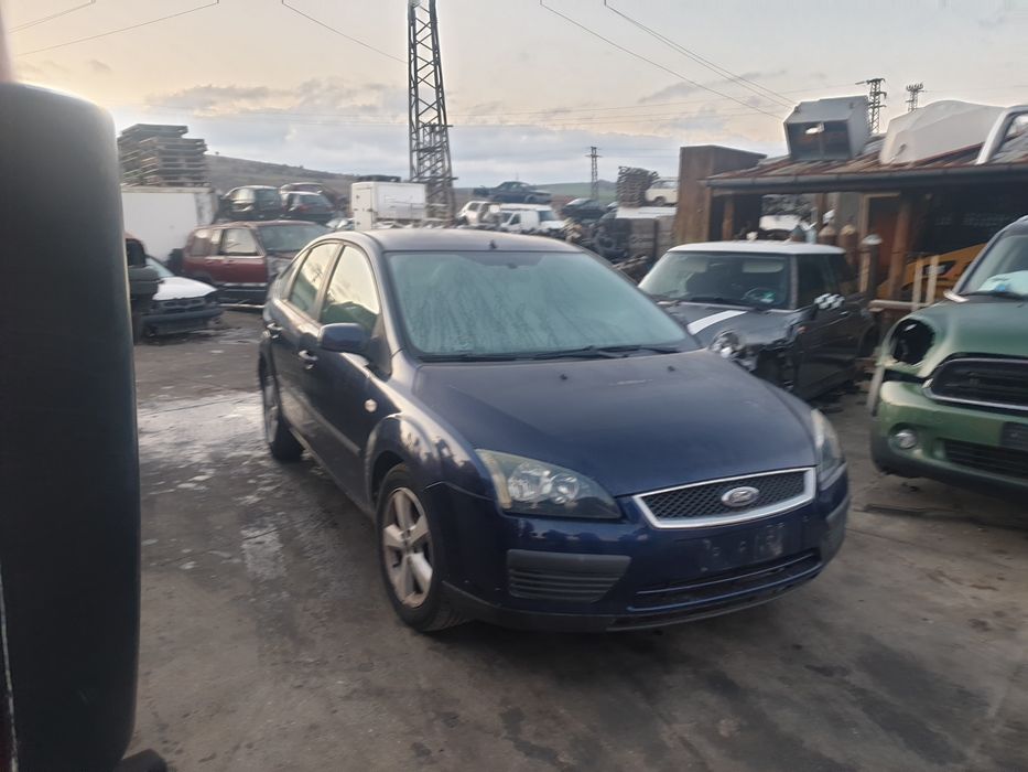 Форд Фокус 1.6 16v на части