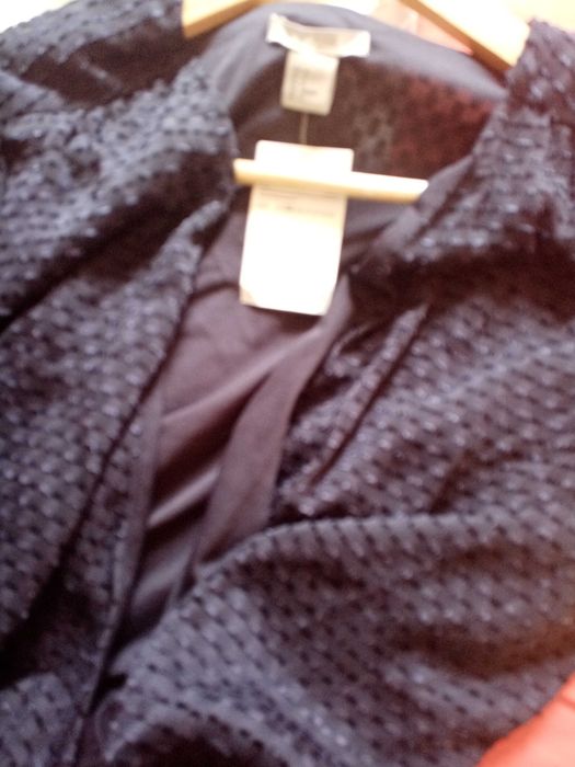 Продавам 2 дълги копринени  рокли