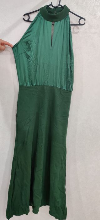 Продам платья, размер 48