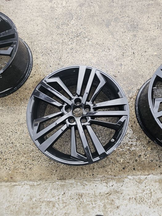Jante Aliaj R20 originale Audi 5x112