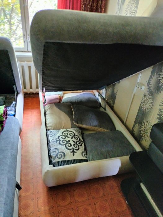 Продам Диван угловой