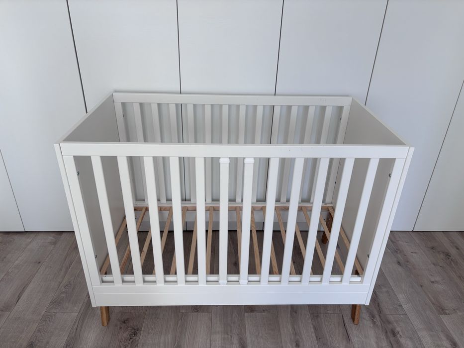 Pat Noah alb + saltea Ikea + husa saltea Ikea