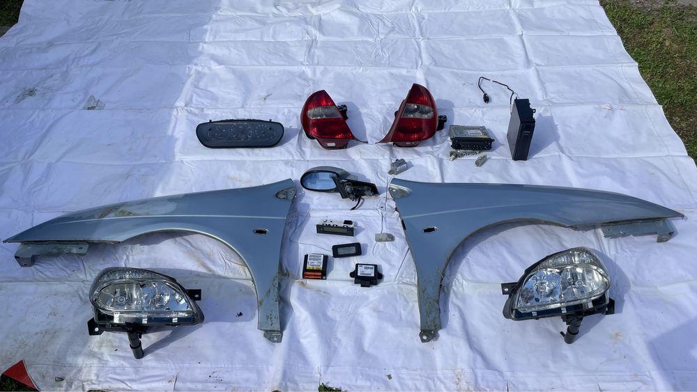 Останали части от Citroen C5 2.2hdi Exclusive 2001 година!