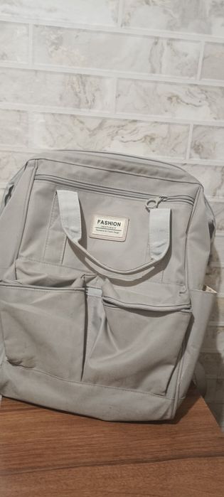 Продам рюкзак серый