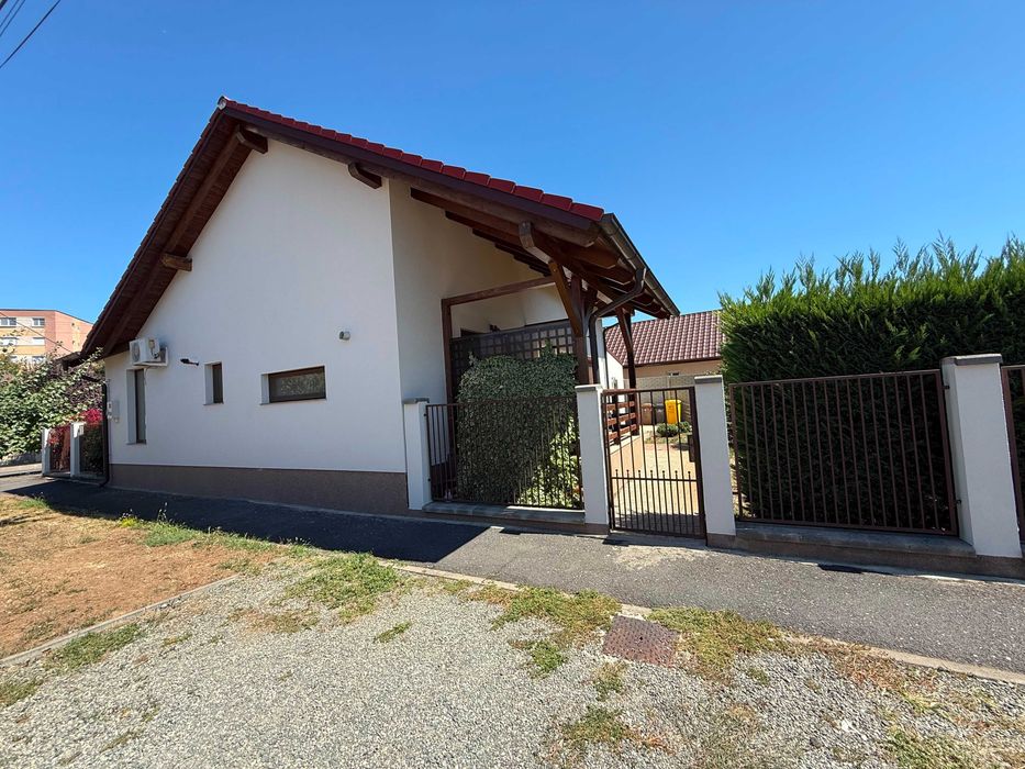 CASĂ MODERNĂ, gata de mutare– BUJAC, Zona FORTUNA–VLAICU | 192800 €