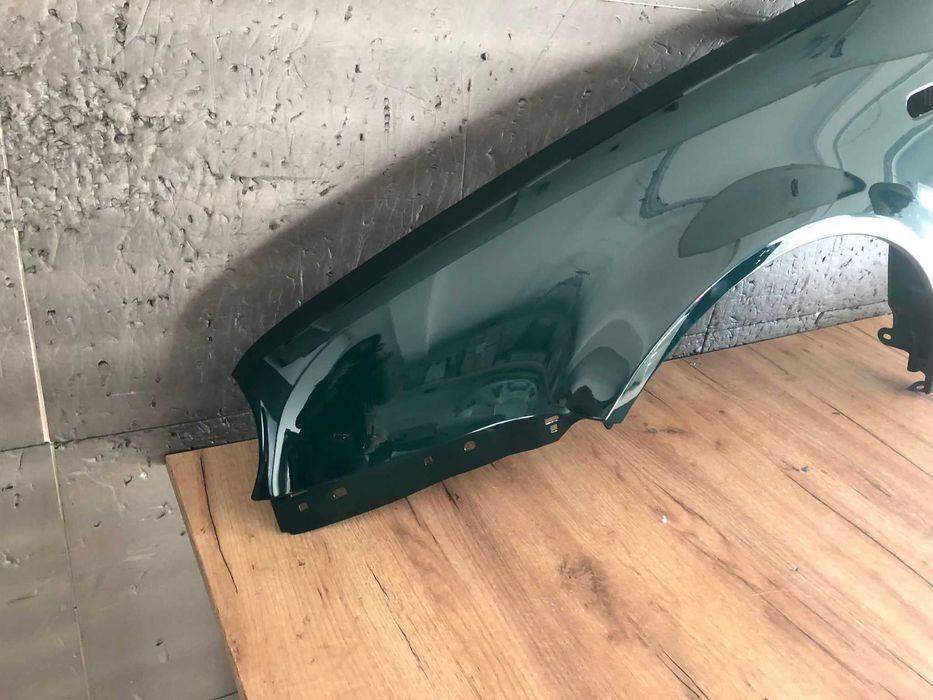 Aripa Fata Stanga VW Golf 4 IV An 1998-2004 (LB6G (Verde))