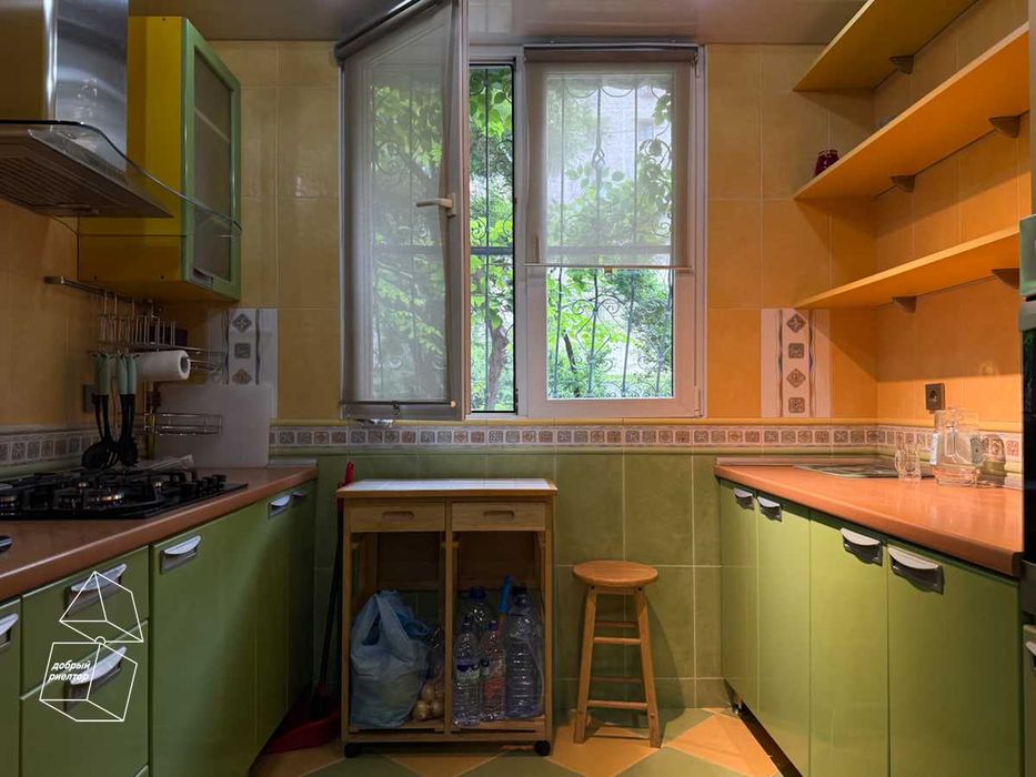 (Добрый) Госпиталка, 115 м², 3/1/4, Аутентичная квартира
