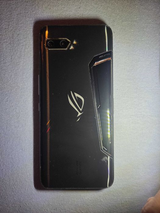 Vand Asus ROG Phone 2 cutie originala