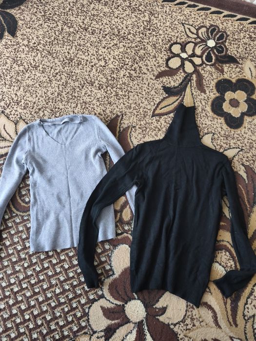 Отдам бесплатно вещи на девочку и мальчика