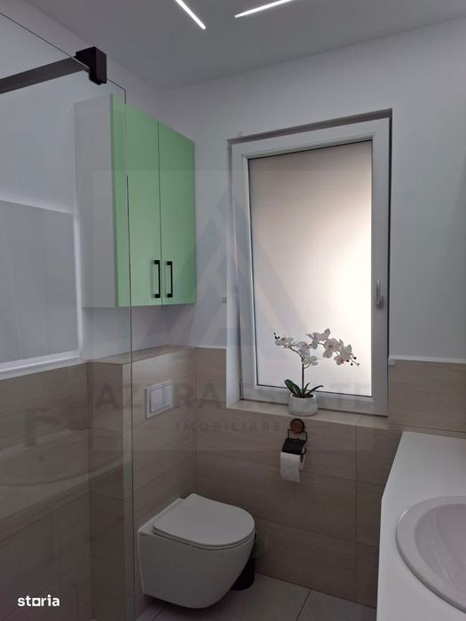 Penthouse cu terasa generoasa 53 mp prima inchiriere Calea Surii Mici